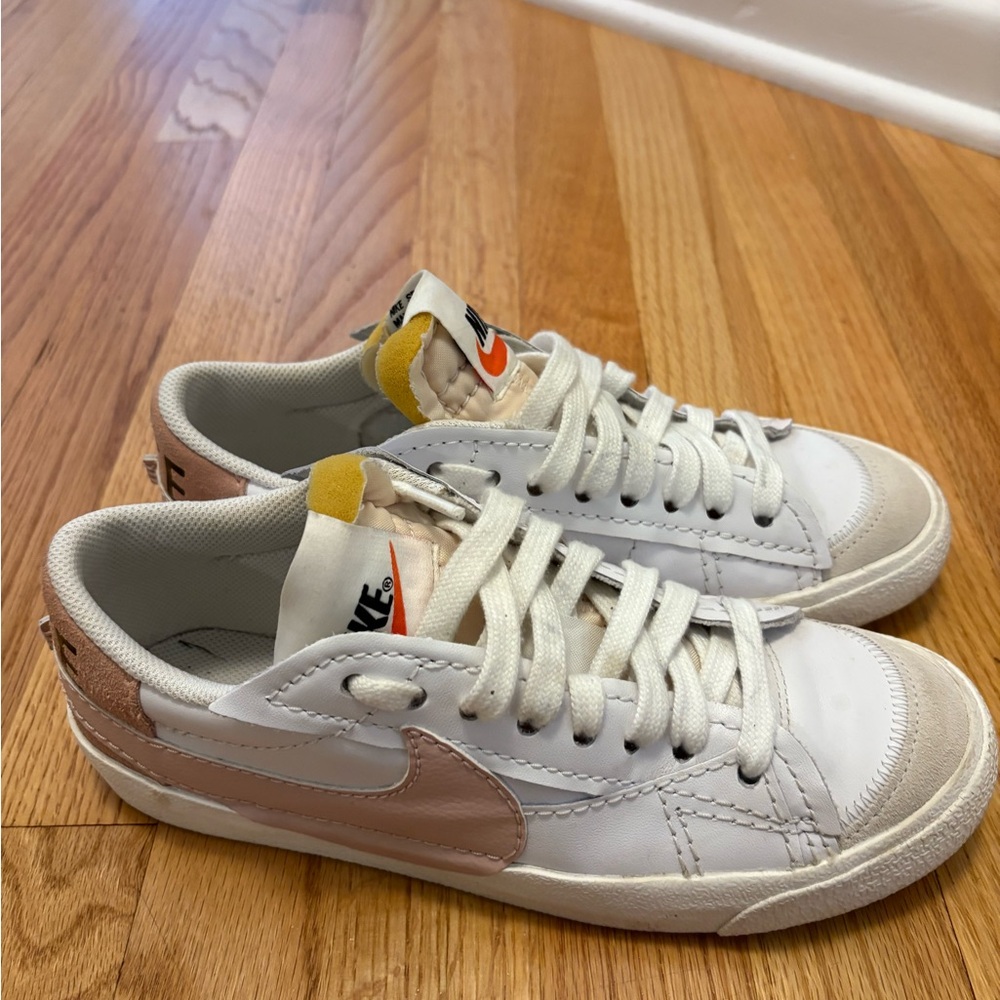 Nike Women's Jumbo Blazers size 9 - Picture 5 of 5
